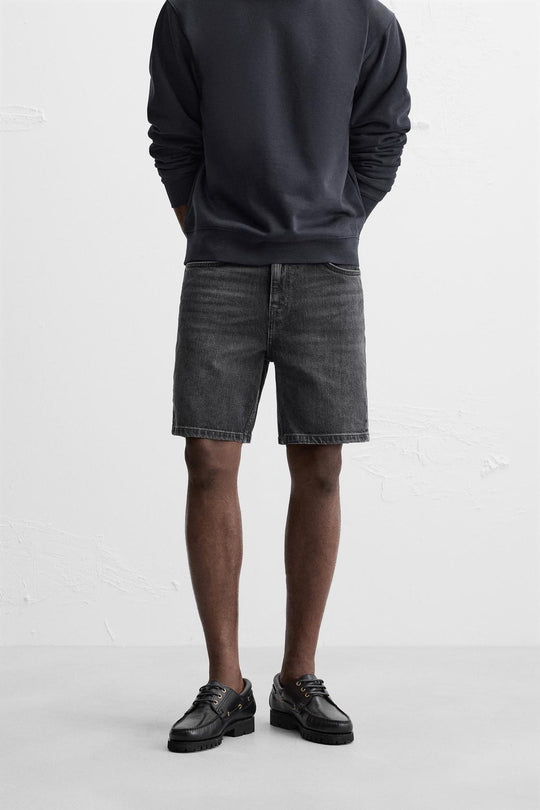 SHORT EN DENIM COUPE CLASSIQUE