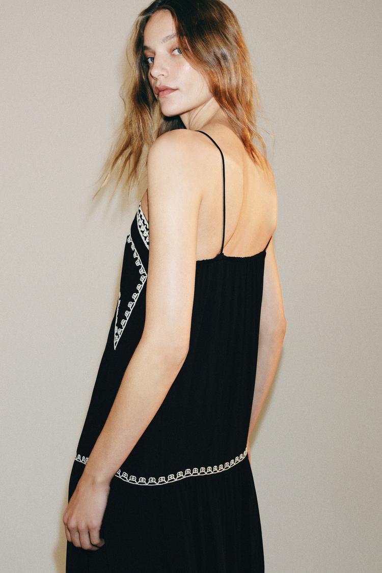 ROBE LONGUE BRODERIES ZW COLLECTION