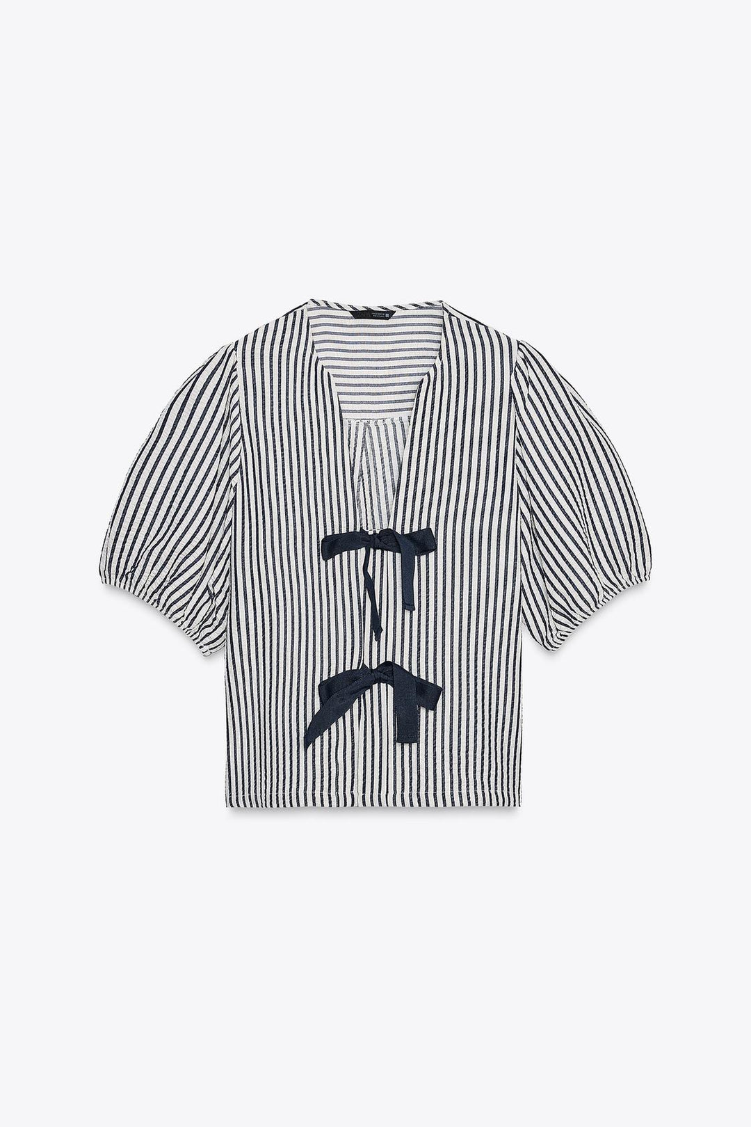 BLOUSE À LACETS AVEC LIN