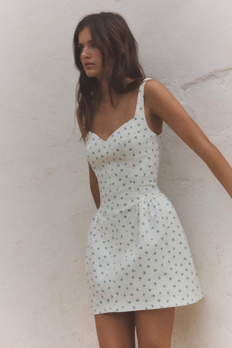 ROBE COURTE À IMPRIMÉ FLEURI