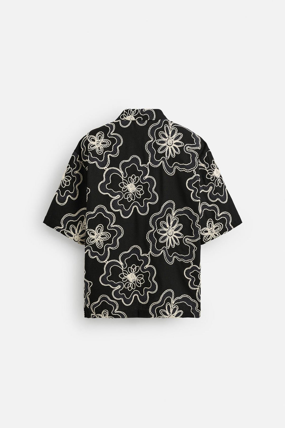 CHEMISE BRODERIES RELIEF