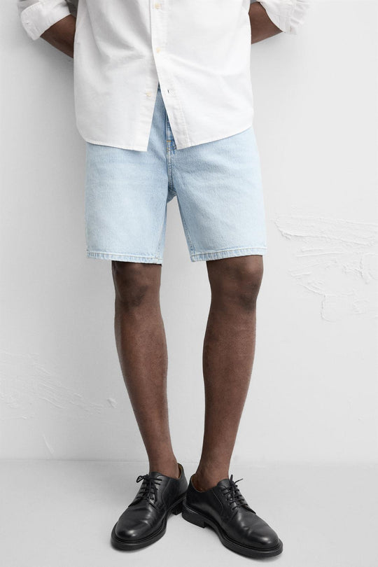 SHORT EN DENIM COUPE CLASSIQUE