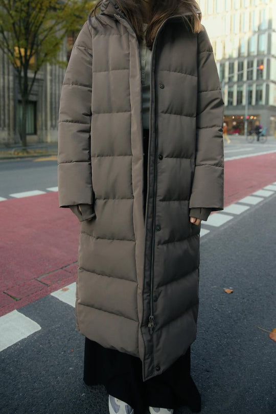 Doudoune longue verte à capuche imperméable  et coupe vent - Noir