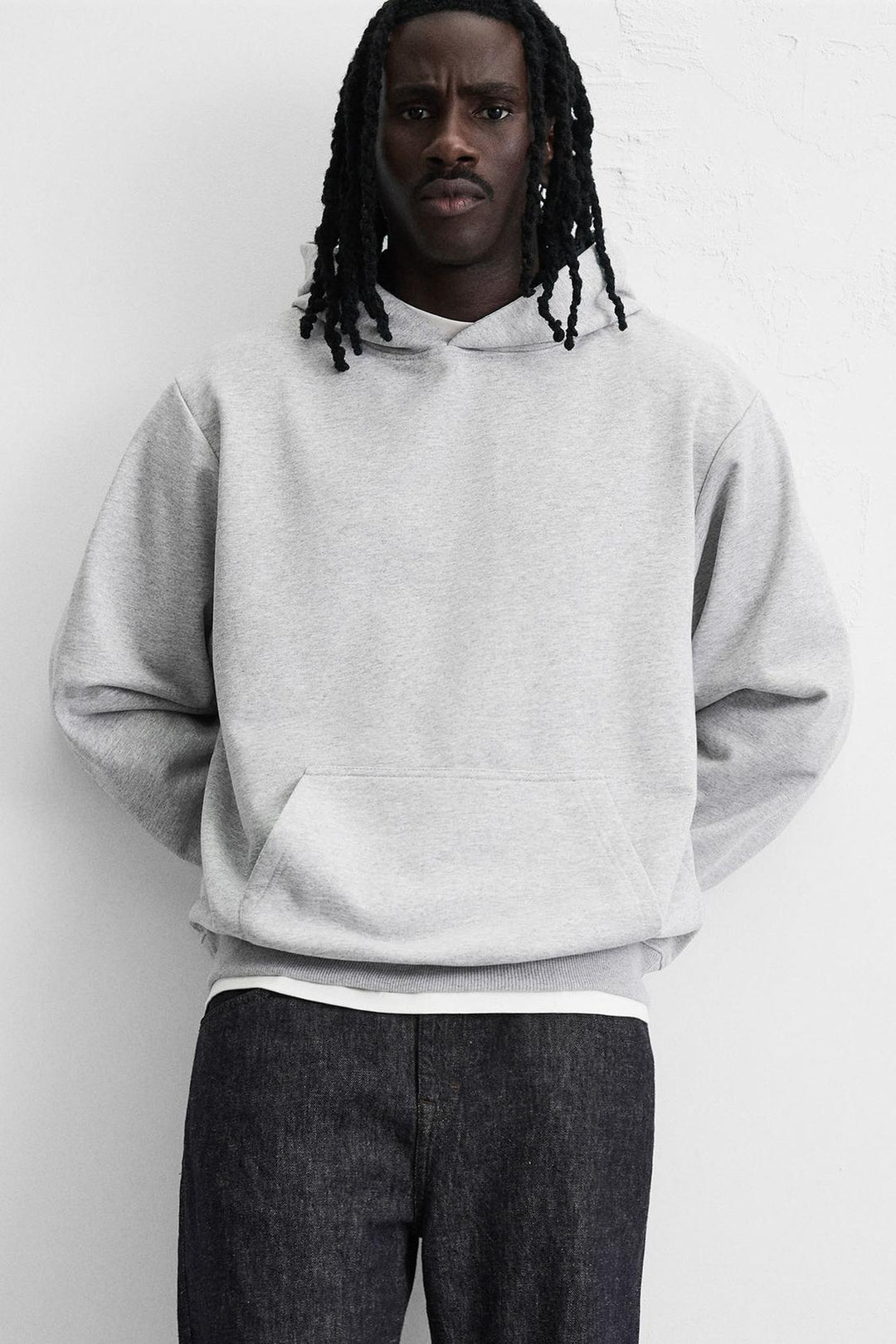 SWEAT À CAPUCHE BASIQUE
