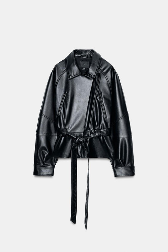 BLOUSON EN MATIÈRE SYNTHÉTIQUE AVEC CEINTURE