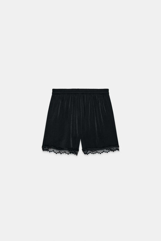 SHORT SATINÉ DENTELLE