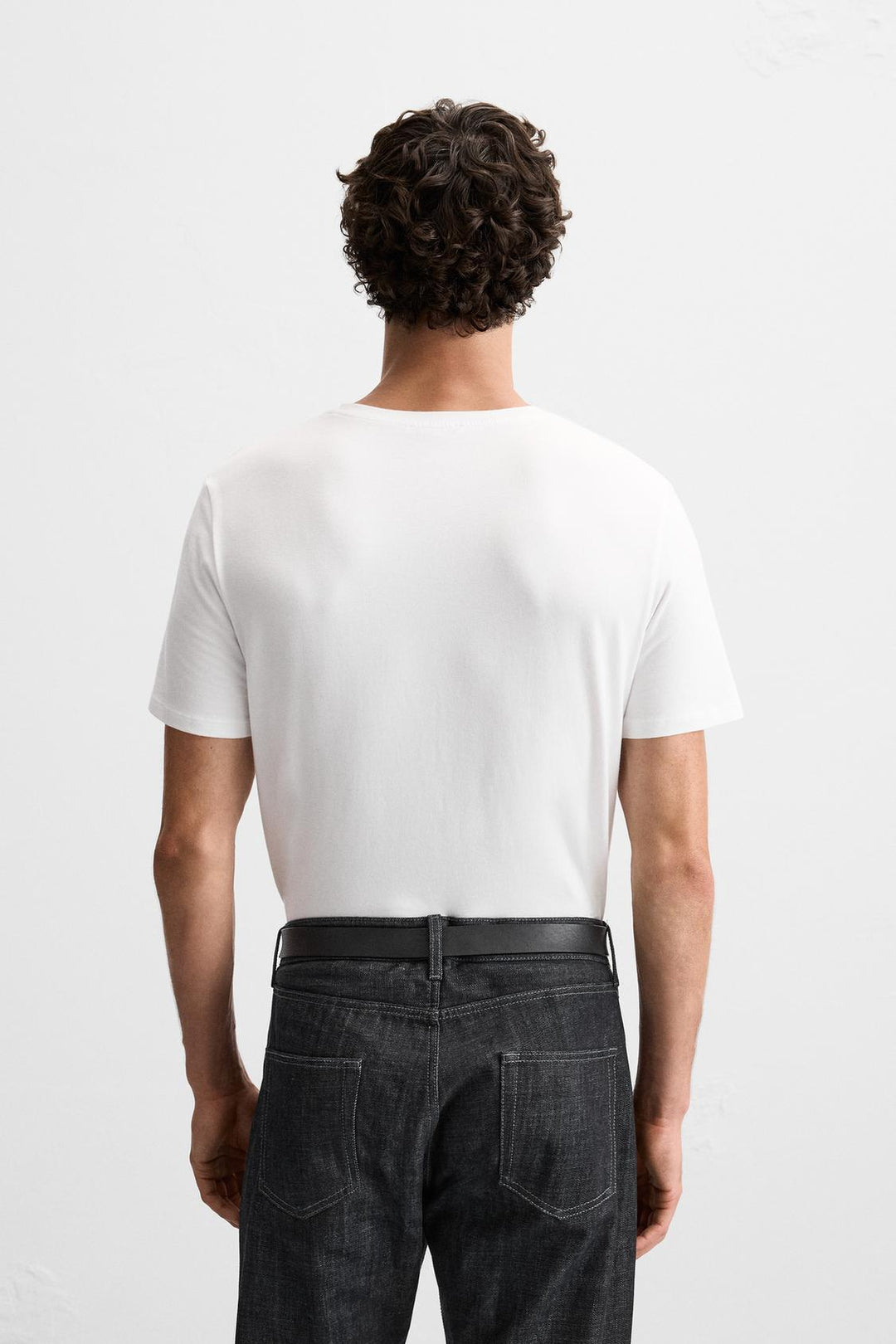 T-SHIRT SLIM FIT BASIQUE