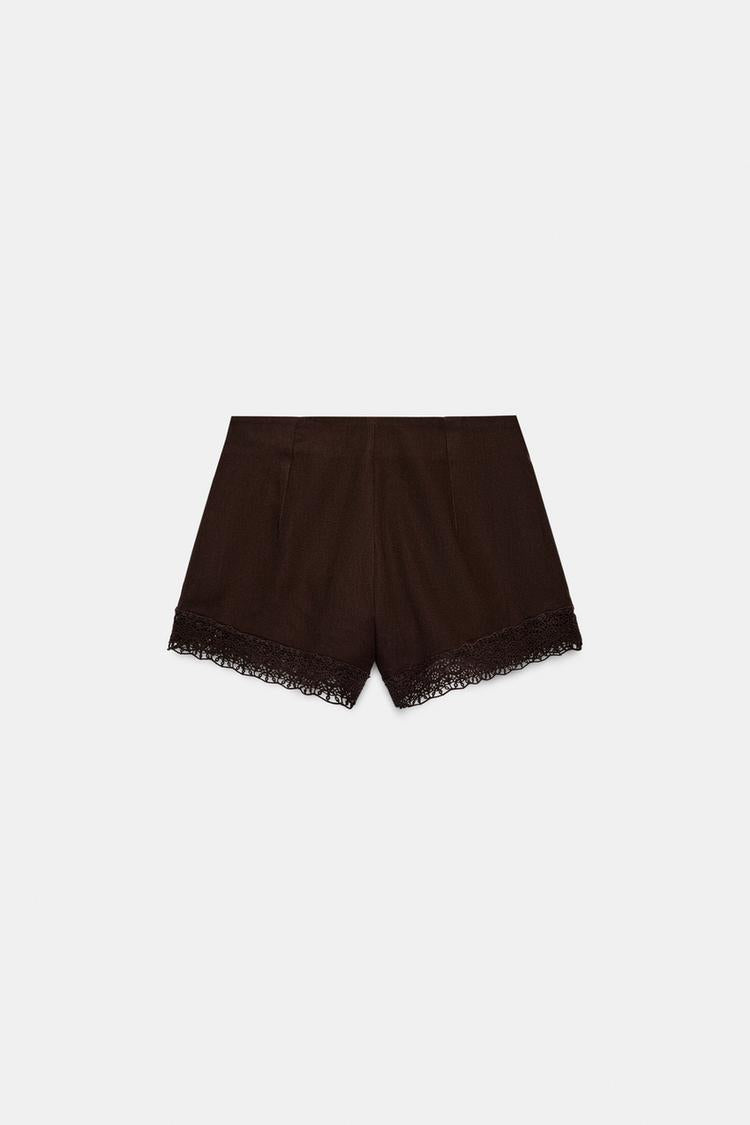 SHORT BRODÉ DENTELLE