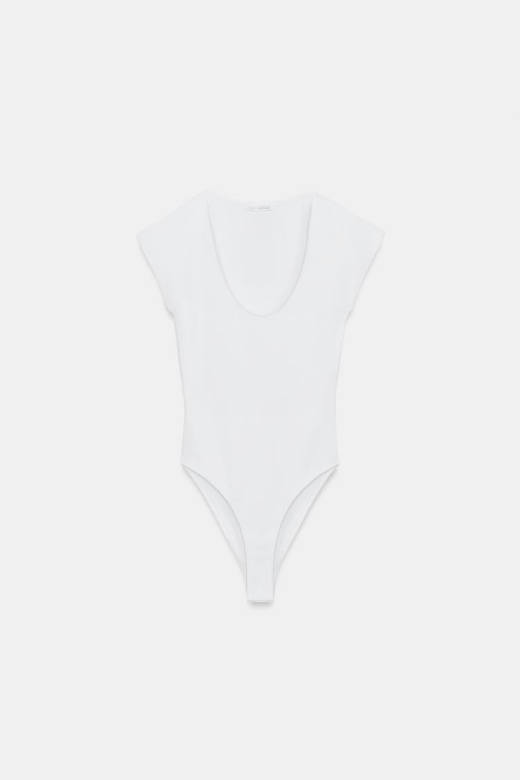 BODY DÉCOLLETÉ ARRONDI