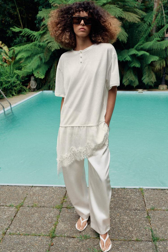 T-SHIRT EN MATIÈRES VARIÉES ET DENTELLE COL TUNISIEN