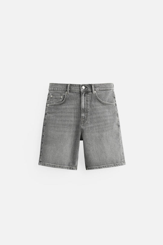 SHORT EN DENIM COUPE CLASSIQUE