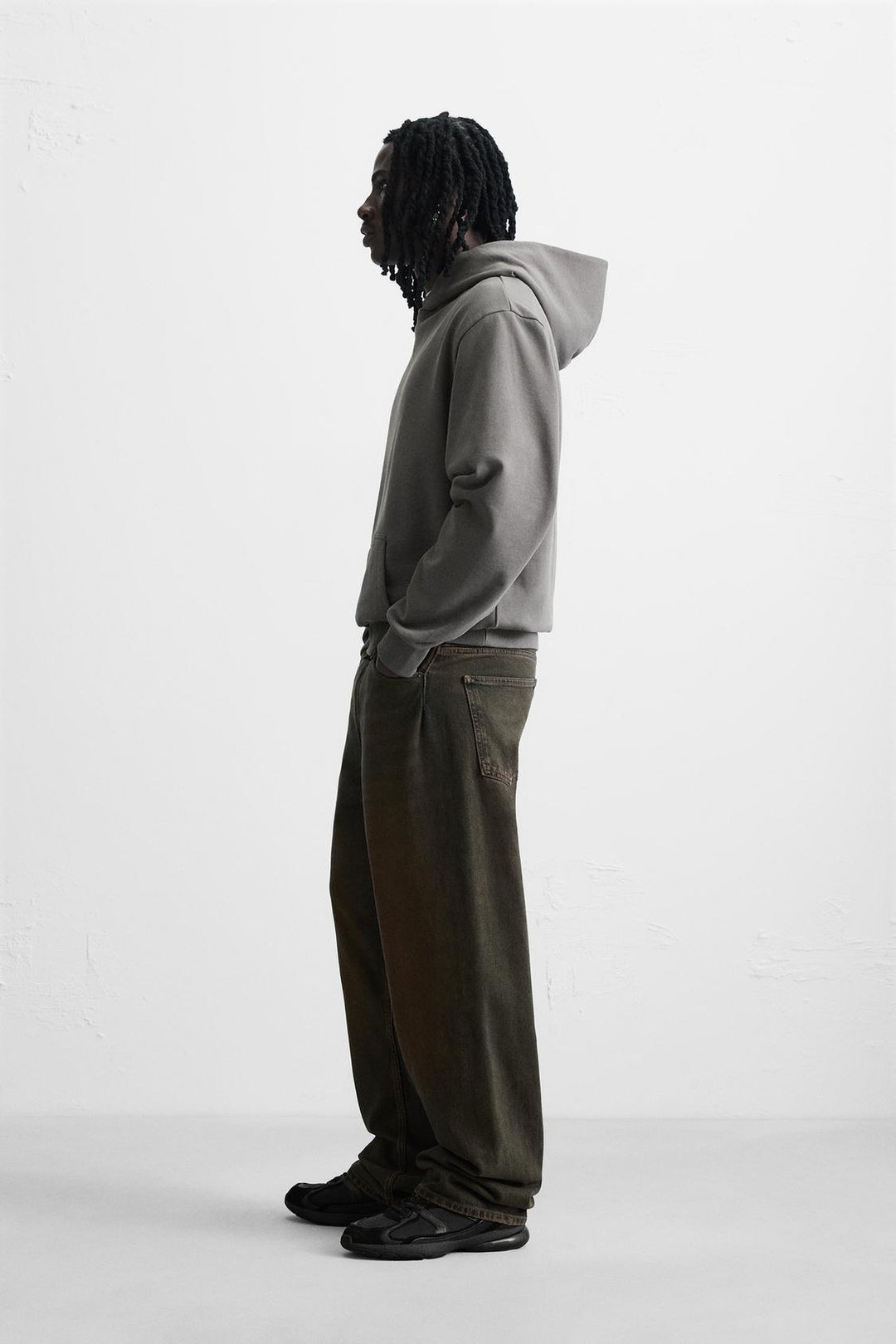 SWEAT À CAPUCHE BASIQUE