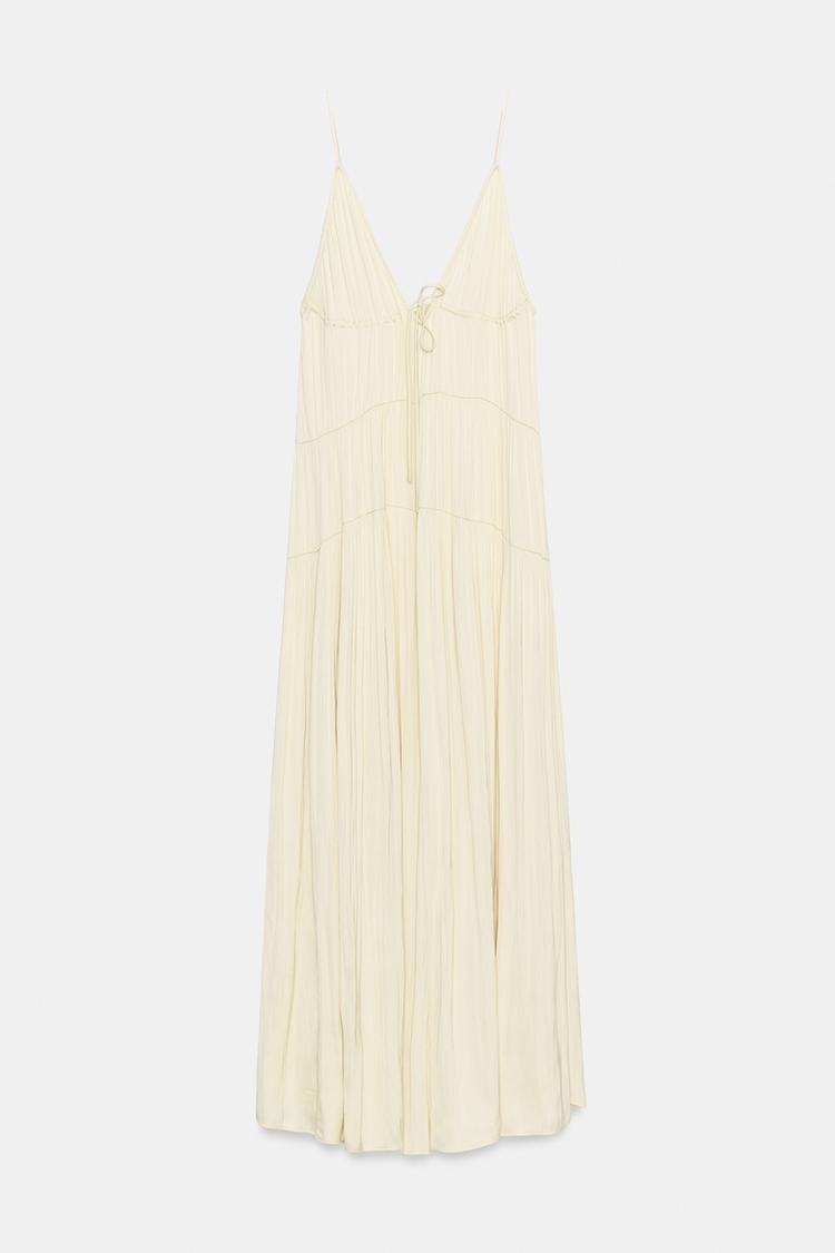 ROBE LONGUE SATINÉE À PLIS