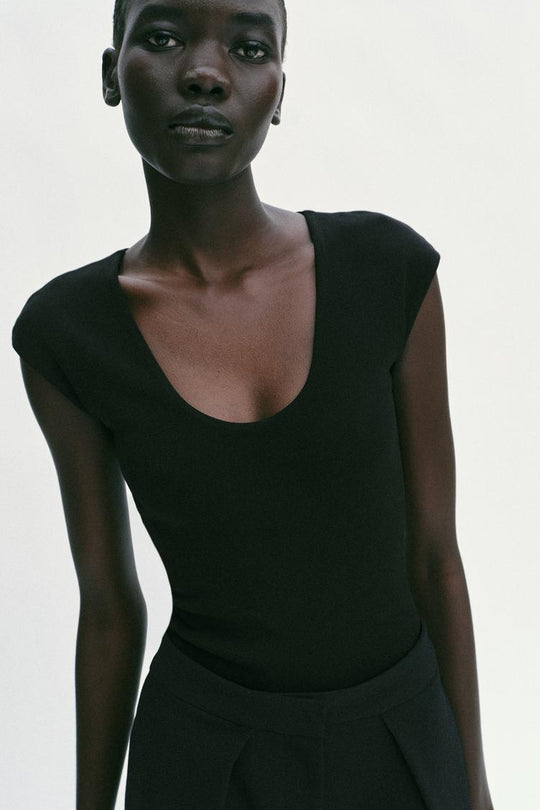 BODY DÉCOLLETÉ ARRONDI