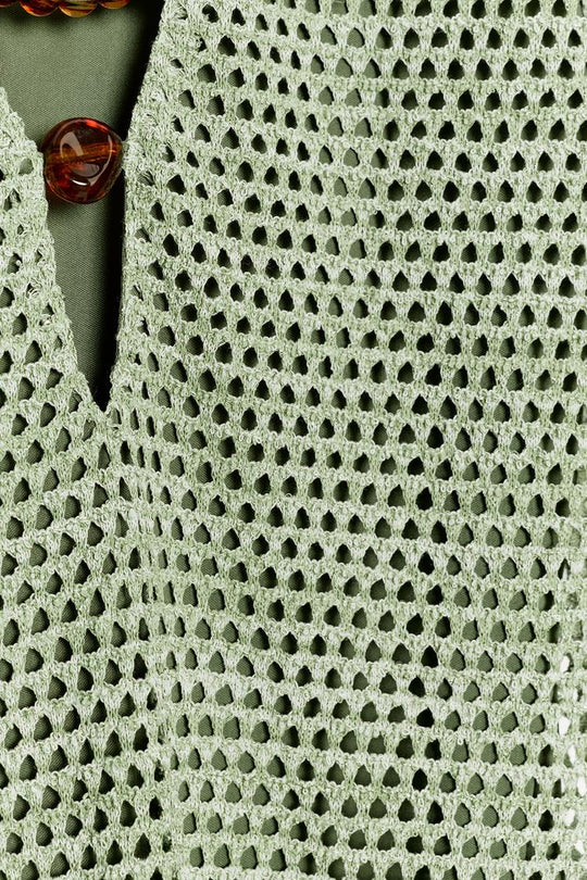 ROBE COURTE EN CROCHET ET FANTAISIE