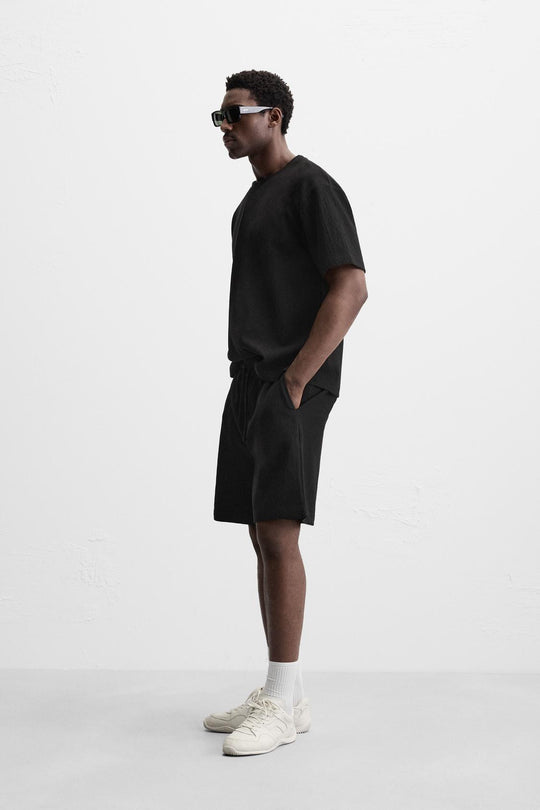 T-SHIRT RELAXED FIT STRUCTURÉ