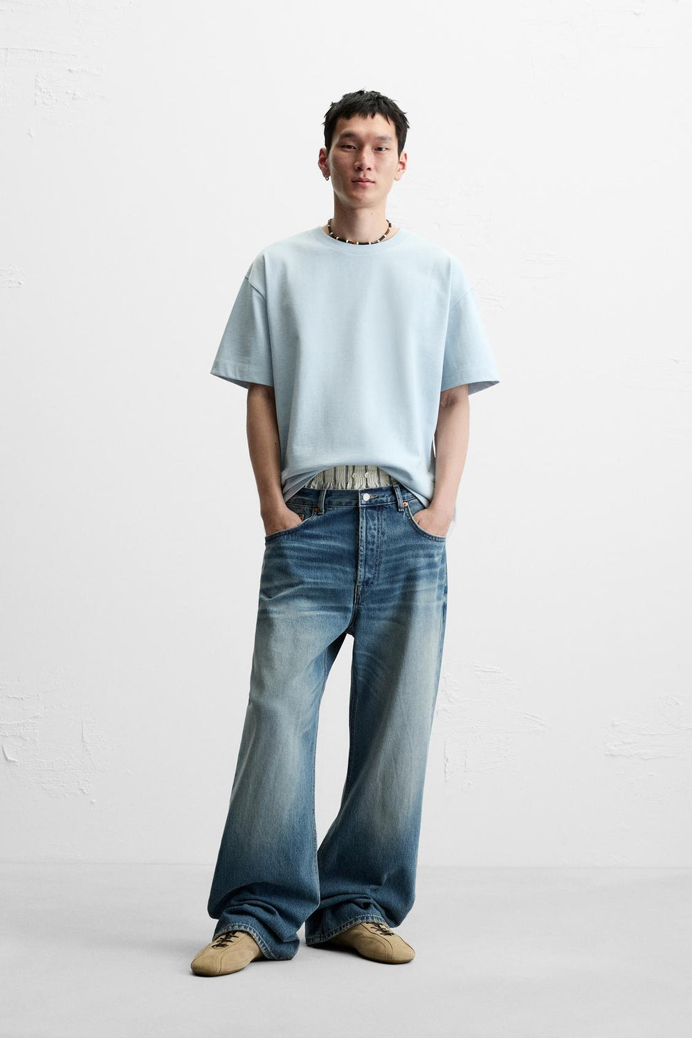 T-SHIRT HEAVYWEIGHT BASIQUE