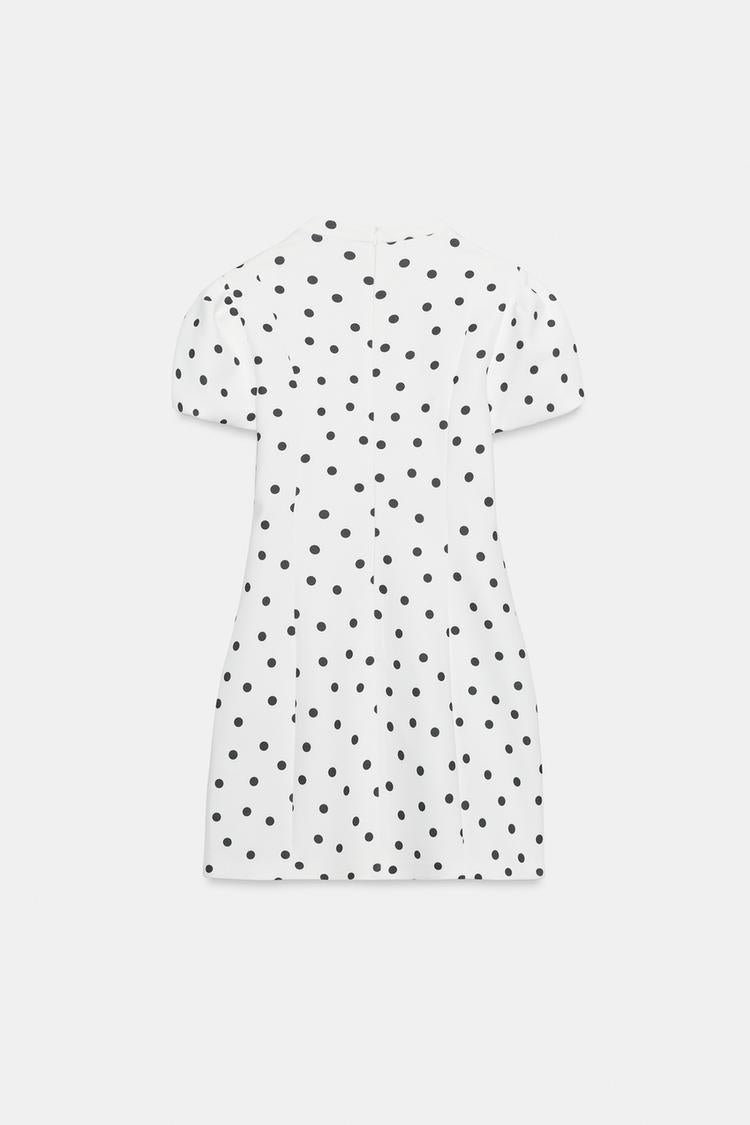 ROBE COURTE À MANCHES BOUFFANTES