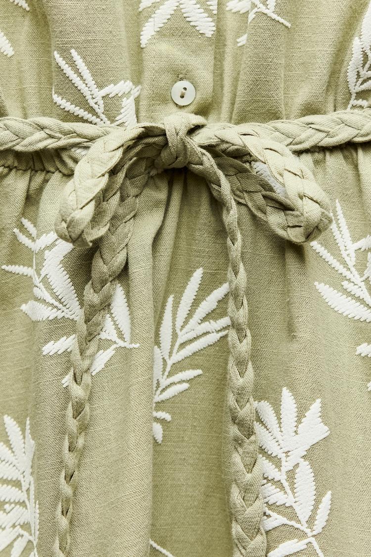 Robe courte