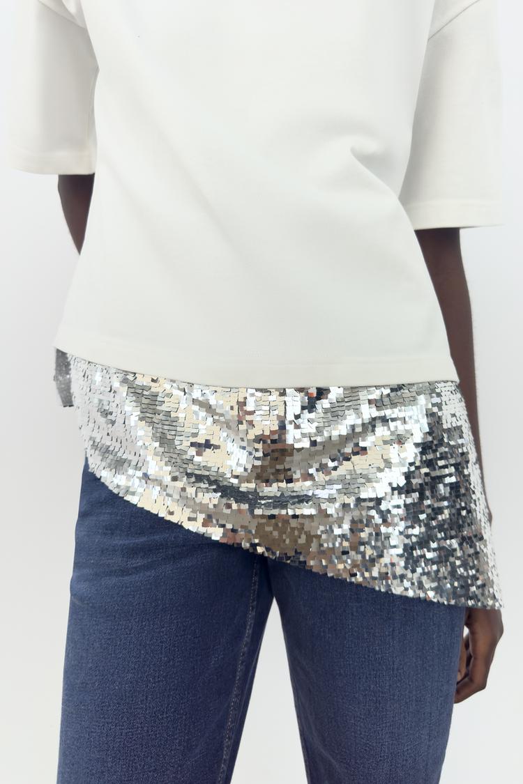 T-SHIRT ASYMÉTRIQUE PAILLETTES