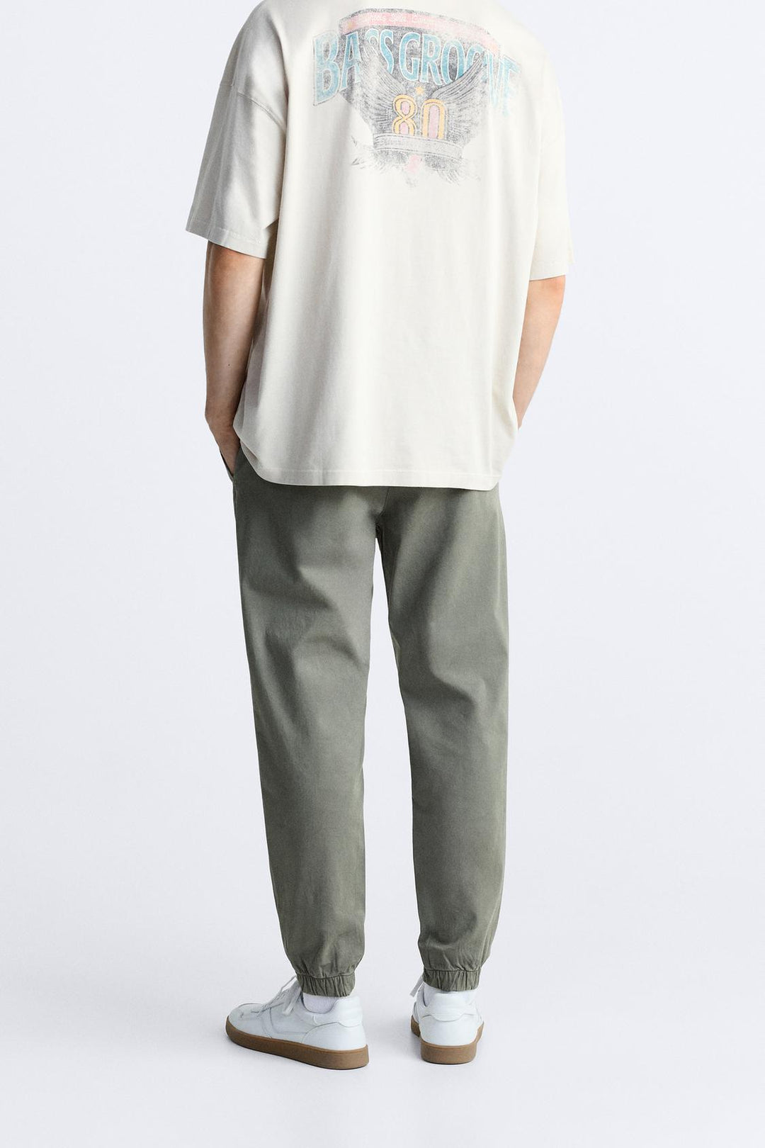 PANTALON DÉLAVÉ AVEC TAILLE JOGGING