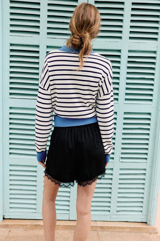 SHORT SATINÉ DENTELLE