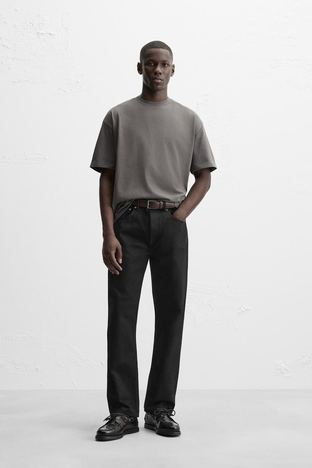T-SHIRT HEAVYWEIGHT BASIQUE