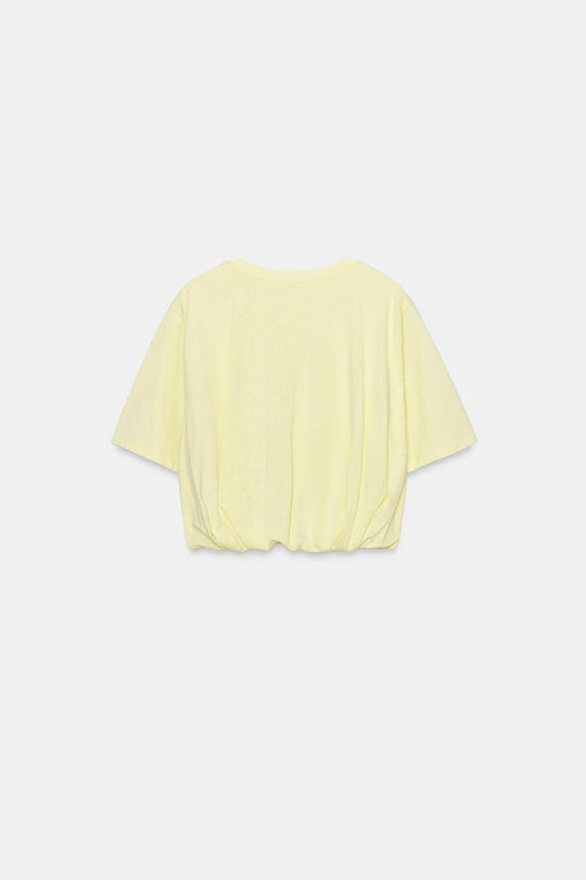 T-SHIRT COURT BOUFFANT
