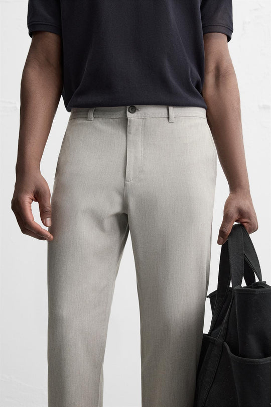 PANTALON À TEXTURE CONFORT