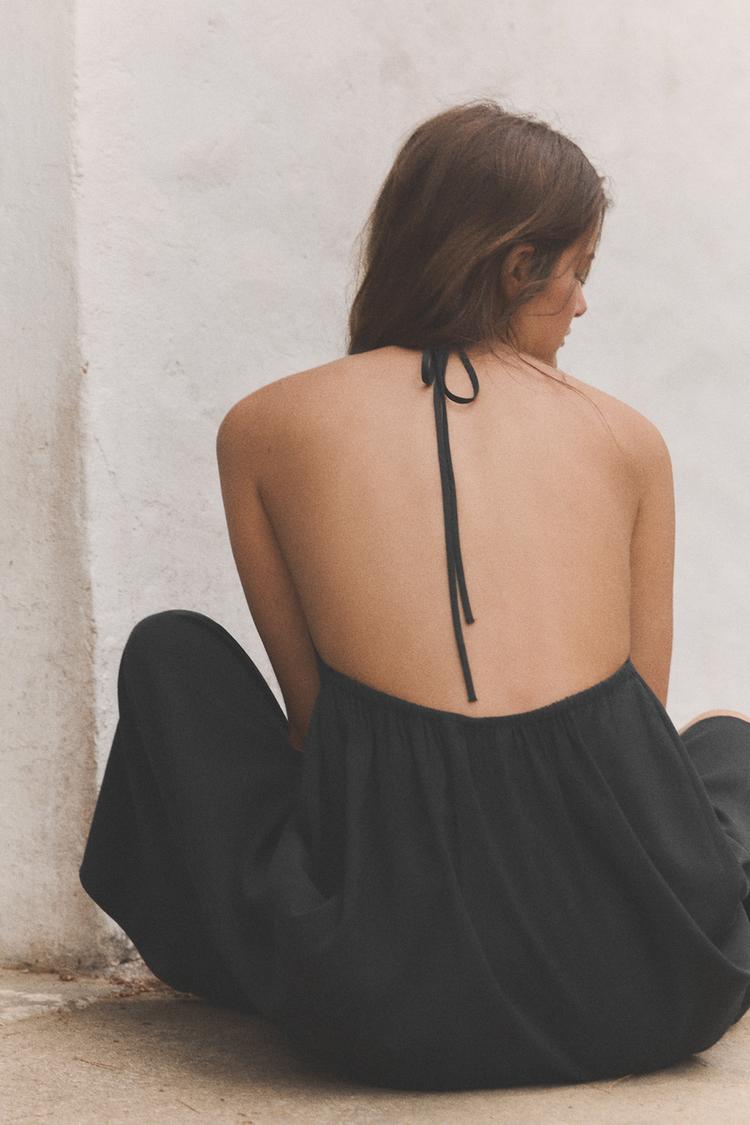 ROBE FLUIDE À ENCOLURE AMÉRICAINE