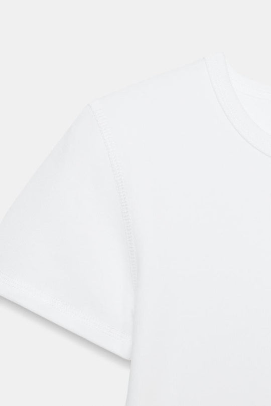 T-SHIRT MANCHES COURTES ET INSCRIPTION