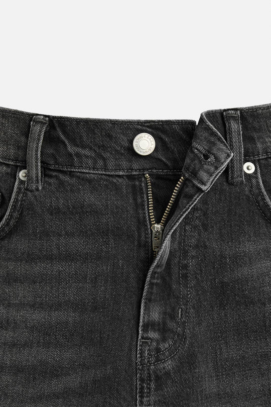 SHORT EN DENIM COUPE CLASSIQUE