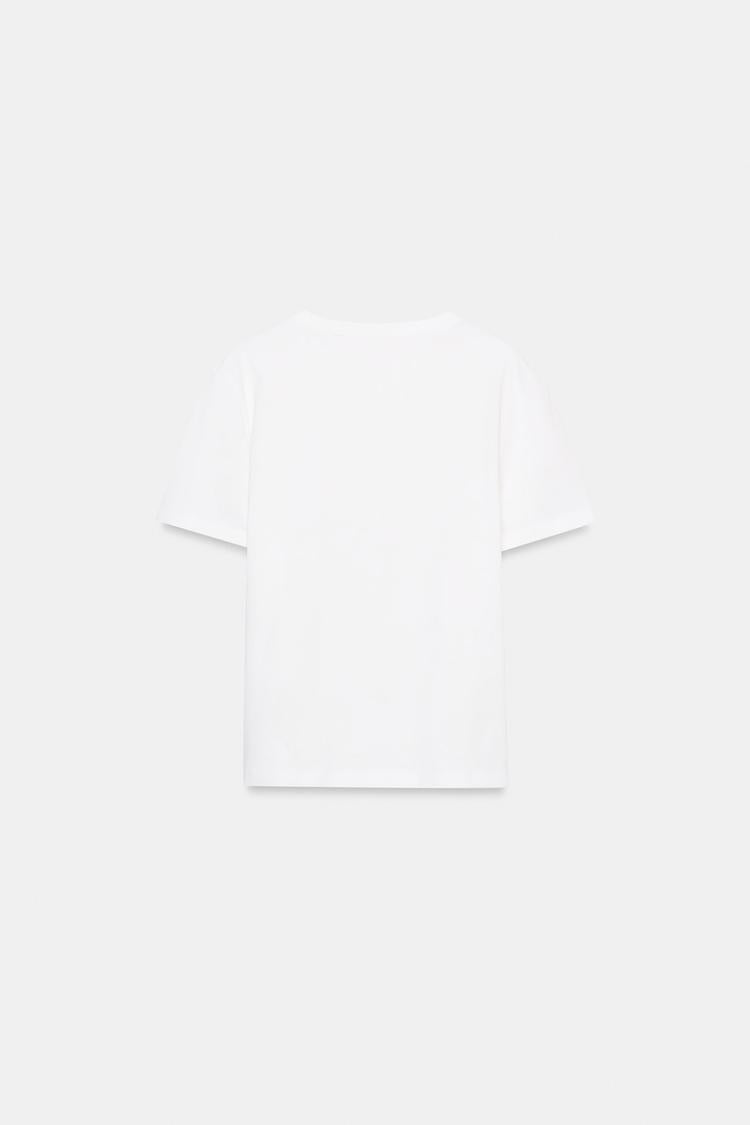 T-SHIRT À NŒUD SUR L'AVANT