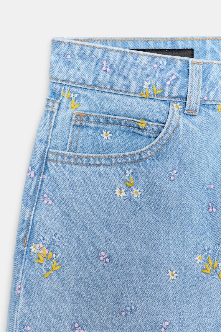 SHORT Z1975 EN JEAN BRODERIES FLEURIES ENSEMBLE