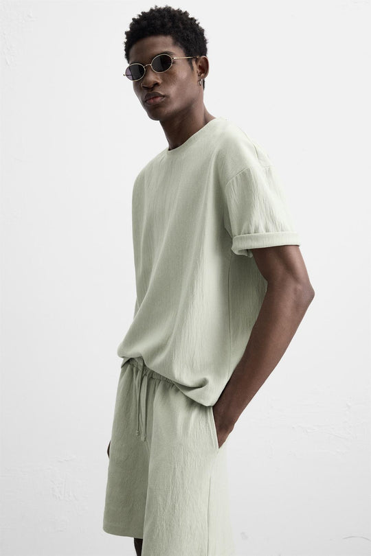 T-SHIRT RELAXED FIT STRUCTURÉ