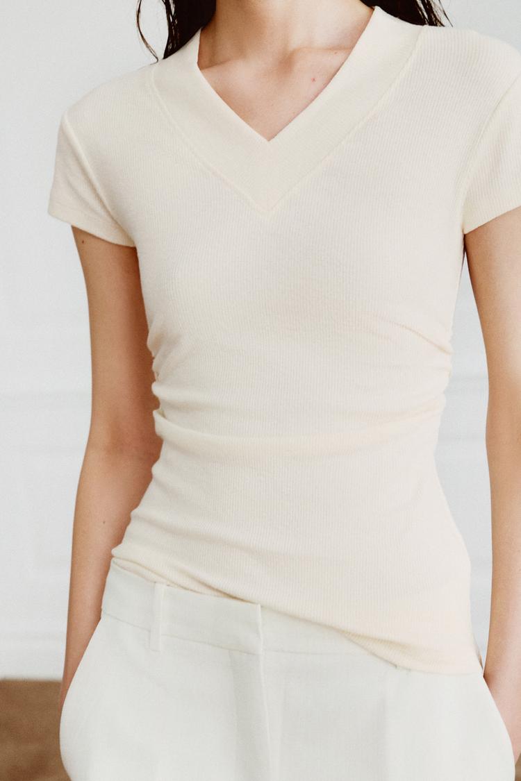 T-SHIRT DRAPÉ EN LIN