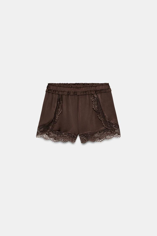 SHORT AVEC DENTELLE COMBINÉE