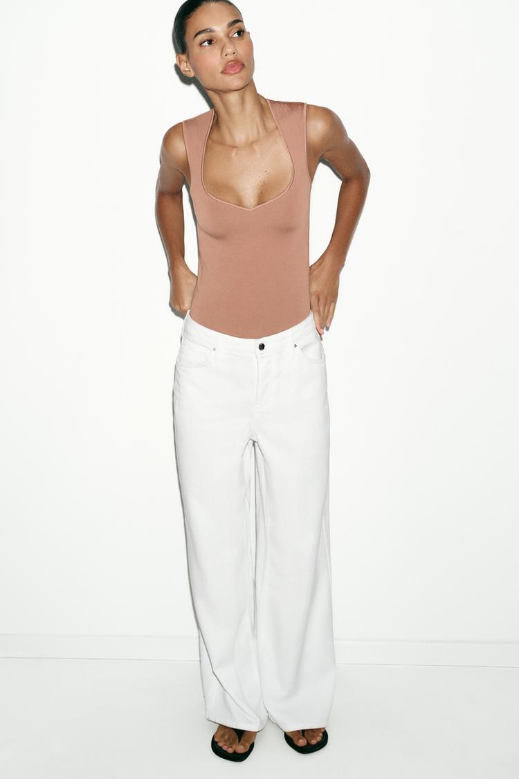 BODY ENCOLURE CARRÉE STRETCH