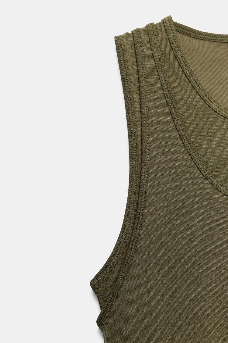 T-SHIRT EFFET DOUBLE SANS MANCHES