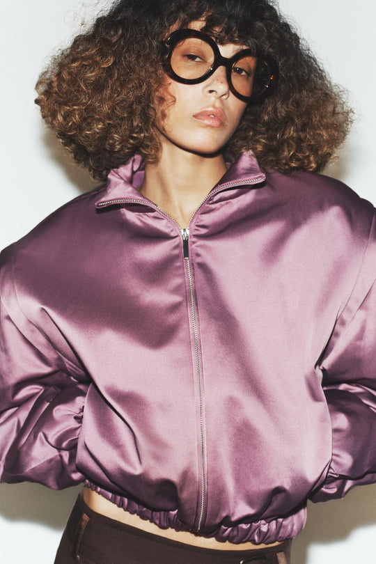 VESTE REMBOURRÉE ÉPAULES MARQUÉES