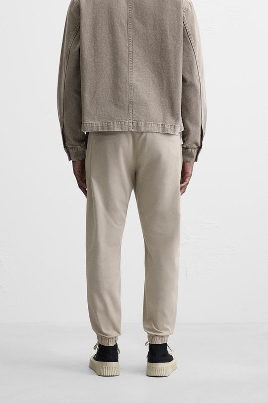 PANTALON DÉLAVÉ AVEC TAILLE JOGGING