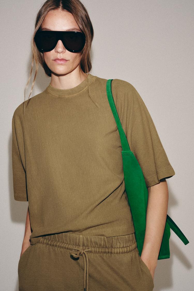 T-SHIRT MANCHES COURTES EFFET DELAVE