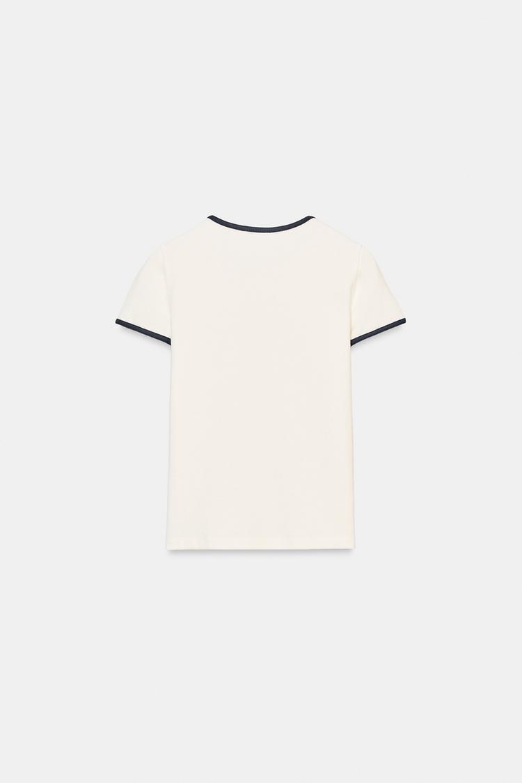 T-SHIRT LISERÉS EN CONTRASTE