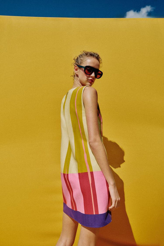 ROBE COURTE À RAYURES