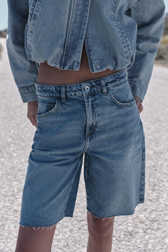 SHORT Z1975 EN DENIM TAILLE MI-HAUTE