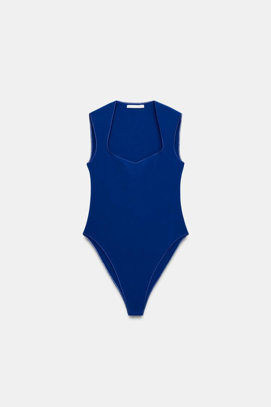 BODY ENCOLURE CARRÉE STRETCH