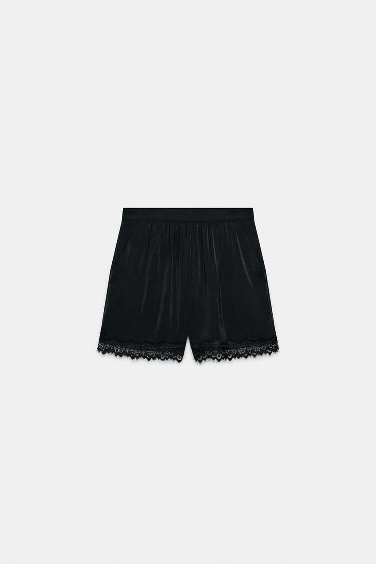 SHORT SATINÉ DENTELLE