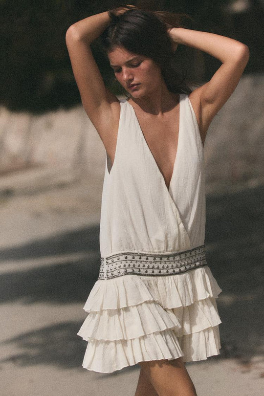 ROBE GAZE VOLANTS CLOUS