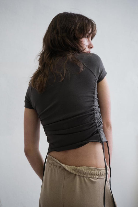 T-SHIRT FRONCÉ RÉGLABLE