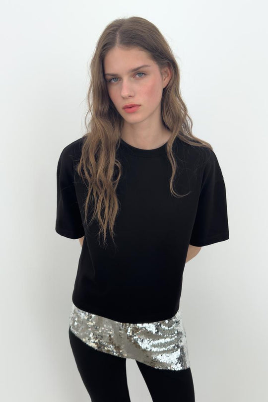 T-SHIRT ASYMÉTRIQUE PAILLETTES